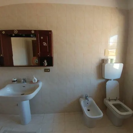 Casa Vacanze Monticelli Alloggio in famiglia La Biondella