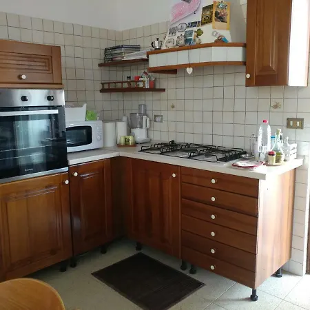 Casa Vacanze Monticelli Alloggio in famiglia *