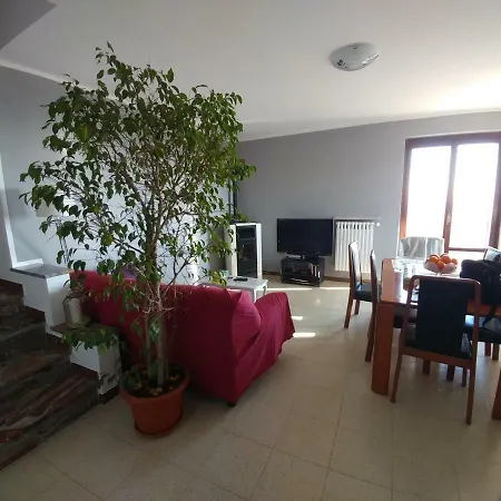 Casa Vacanze Monticelli * La Biondella